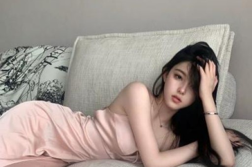关晓彤被内涵潜规则：更可怕的是所有人都在等塌房