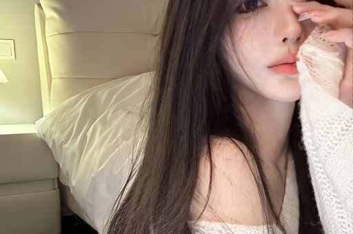 军官给女特务授课竟趁机大发女特务惨了